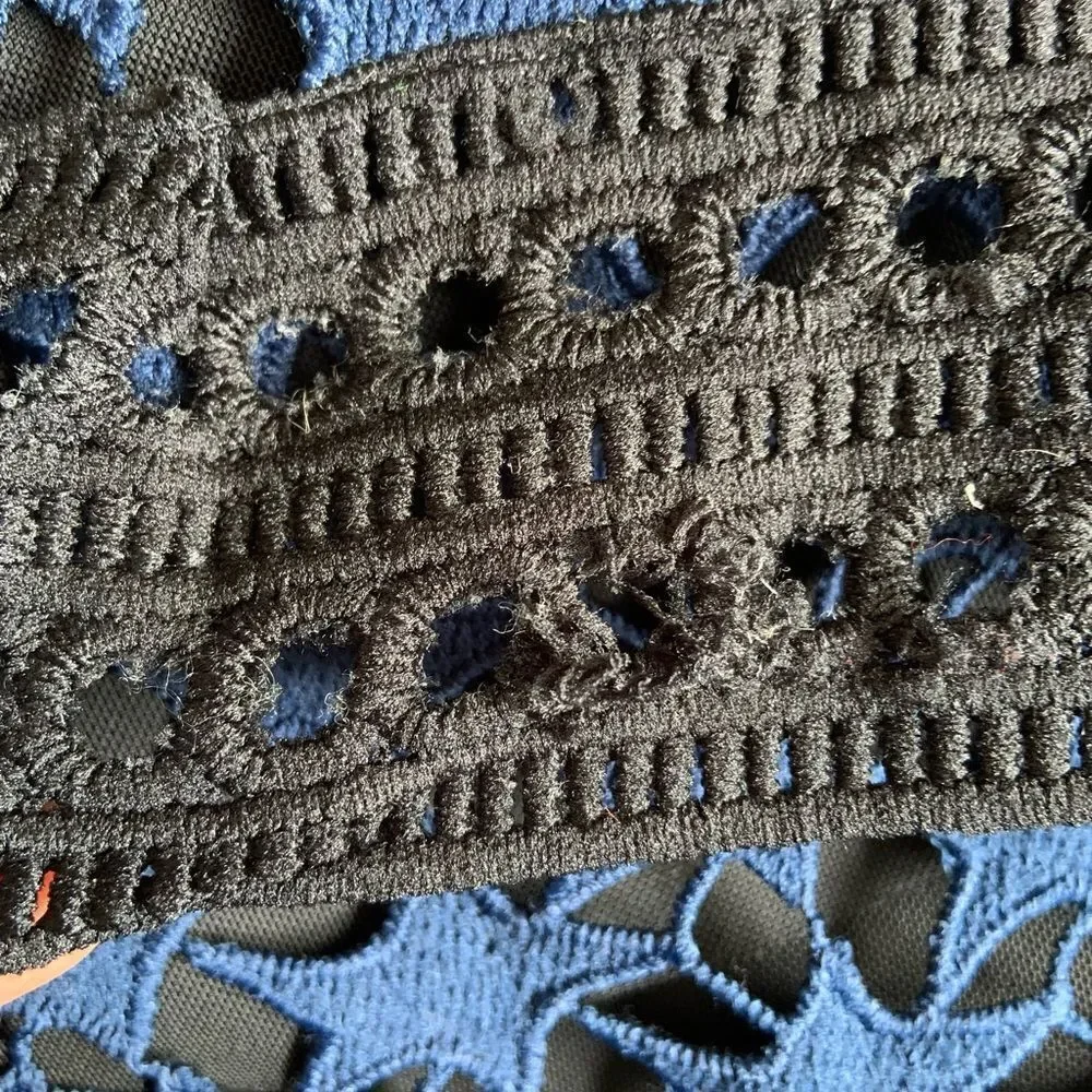 Few Moda Star Lace Mini Dress - Picture 6 of 11